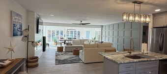 WATERFRONT renovated 3 bdrm quiet safe area pet friendly restaurants shops near