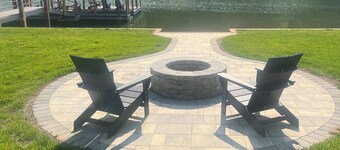 WATERFRONT renovated 3 bdrm quiet safe area pet friendly restaurants shops near