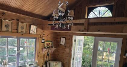 Peaceful Mountain Chalet and Garden House on six acres minutes from Bryce Resort