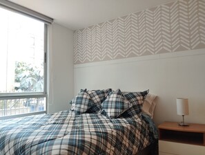 2 soverom, skrivebord, wi-fi (inkludert) og sengetøy