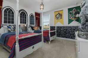 8 chambres, lit de bébé portatif, accès au Wi-Fi (inclus)