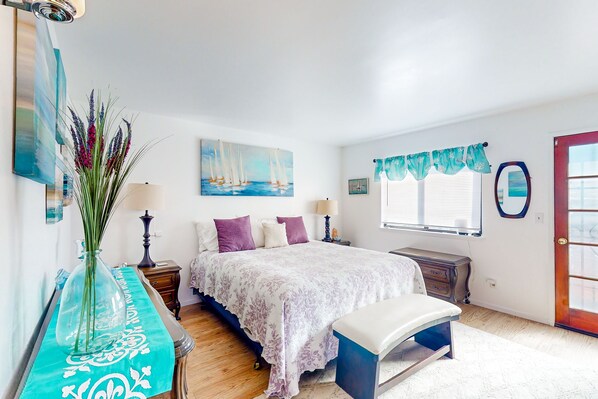 3 bedrooms, iron/ironing board, Internet, bed sheets