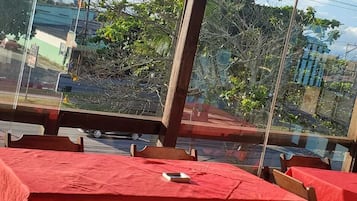 Smart TV 32 pulgadas con canales de televisión digitales