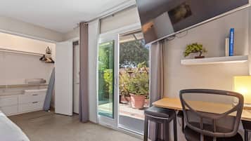 1 slaapkamer, een strijkplank/strijkijzer, wifi, beddengoed