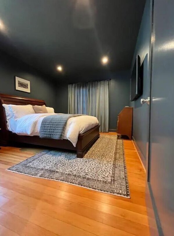 2 habitaciones, tabla de planchar con plancha y wifi gratis 