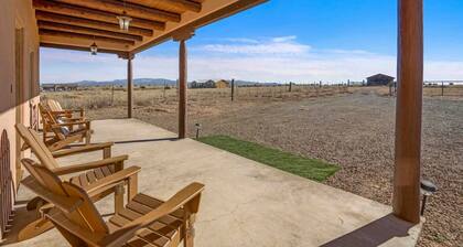 Encanto Casita steps away from Santa Fe Hot spring