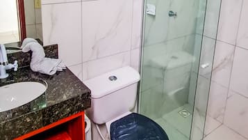 Comfort Chalet | Bathroom | Hair dryer