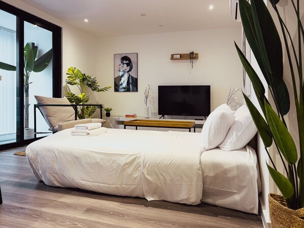 1 bedroom, iron/ironing board, free WiFi, bed sheets