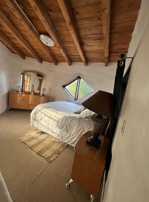 4 bedrooms