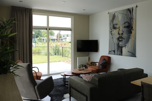 Smart TV - Chalet Aleblie op een Vakantiepark in Midden Limburg (Susteren)