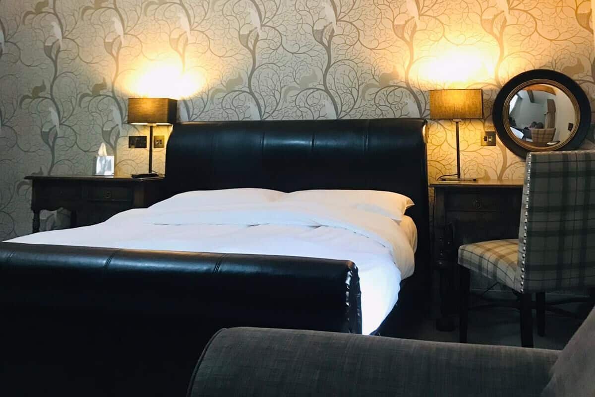 Standard Double Room, Ensuite, Courtyard View (1st Floor) | 1 bedroom, in-room safe, individually decorated, blackout drapes