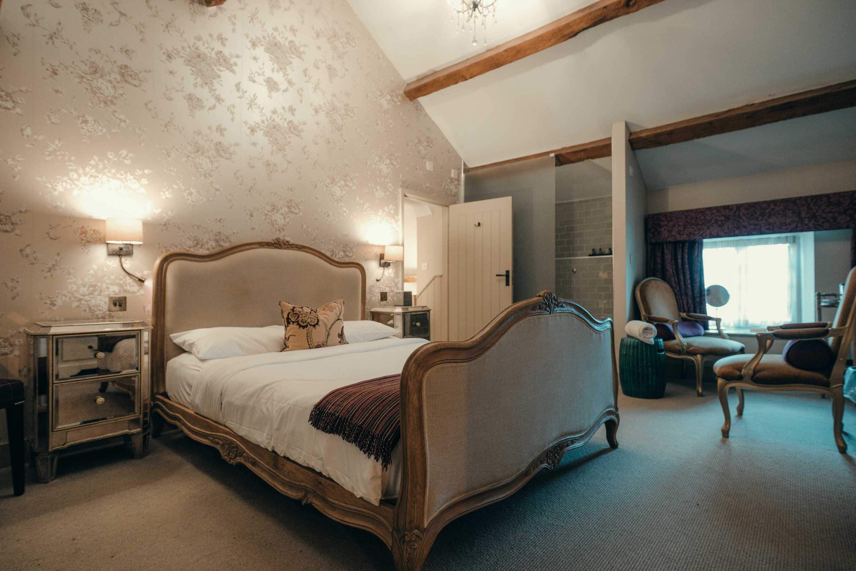 Standard Double Room, Ensuite, Courtyard View (1st Floor) | 1 bedroom, in-room safe, individually decorated, blackout curtains