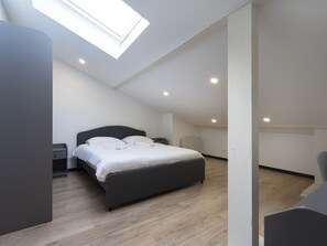4 Schlafzimmer, Reisekinderbett, WLAN, Bettwäsche