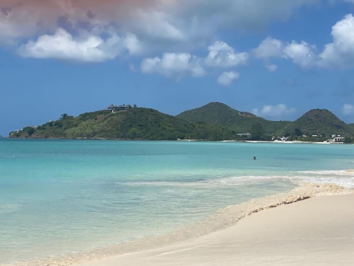 4 Guests - Stunning View - Pool - South Finger