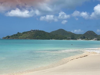 4 Guests - Stunning View - Pool - South Finger