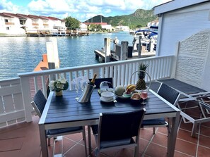 Villa | Outdoor dining