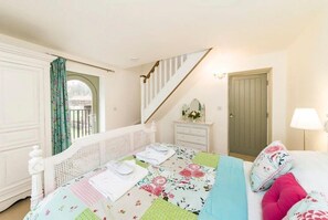 1 chambre, fer et planche à repasser, Wi-Fi, literie fournie