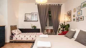 2 bedrooms, WiFi, bed sheets