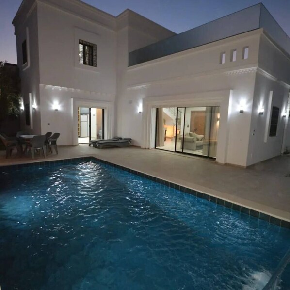 Piscina