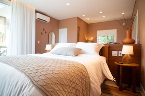 Egyptian cotton sheets, premium bedding, Select Comfort beds, minibar - Koserê (Ilhabela)