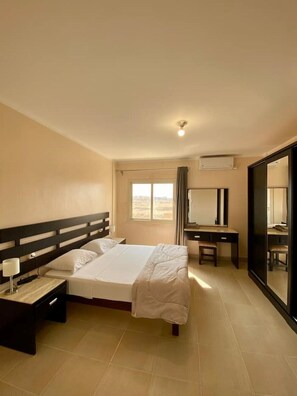 2 habitaciones, ropa de cama y acceso para silla de ruedas