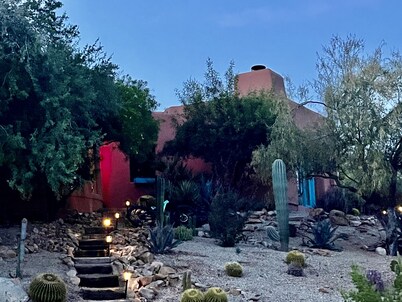 Charming Adobe Casita! Large lot in upscale quiet neighborhood. STR 15734641