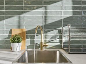 Shared kitchen - Urban Nomad - Potts Point (Potts Point)