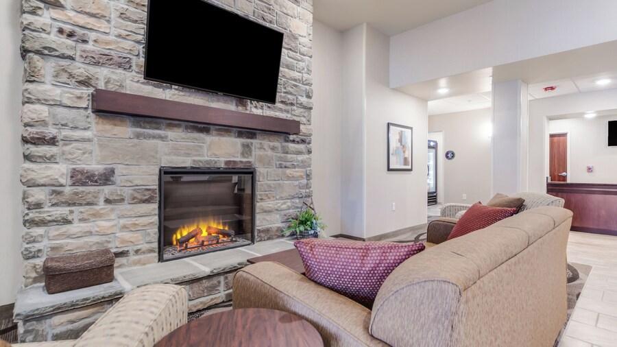 Cobblestone Inn & Suites - Winters