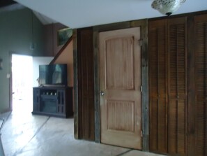 Interior - Nestled in Hill Country- Minutes from multiple attractions (Spring Branch)