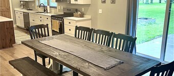 1 Acre newly remodeled Coal City home