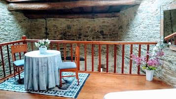 Family Apartment | 1 bedroom, free WiFi, bed sheets