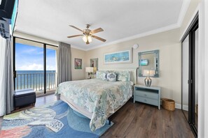 3 bedrooms, iron/ironing board, bed sheets