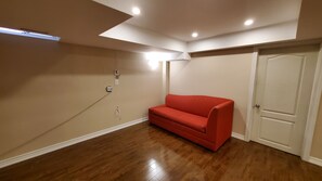 Interior - Beautiful basement in friendly neighbourhood (Brampton)
