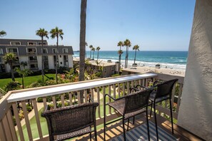 Apartamento, varias camas, acceso a la piscina, vistas al mar (E306) | Jardines del alojamiento