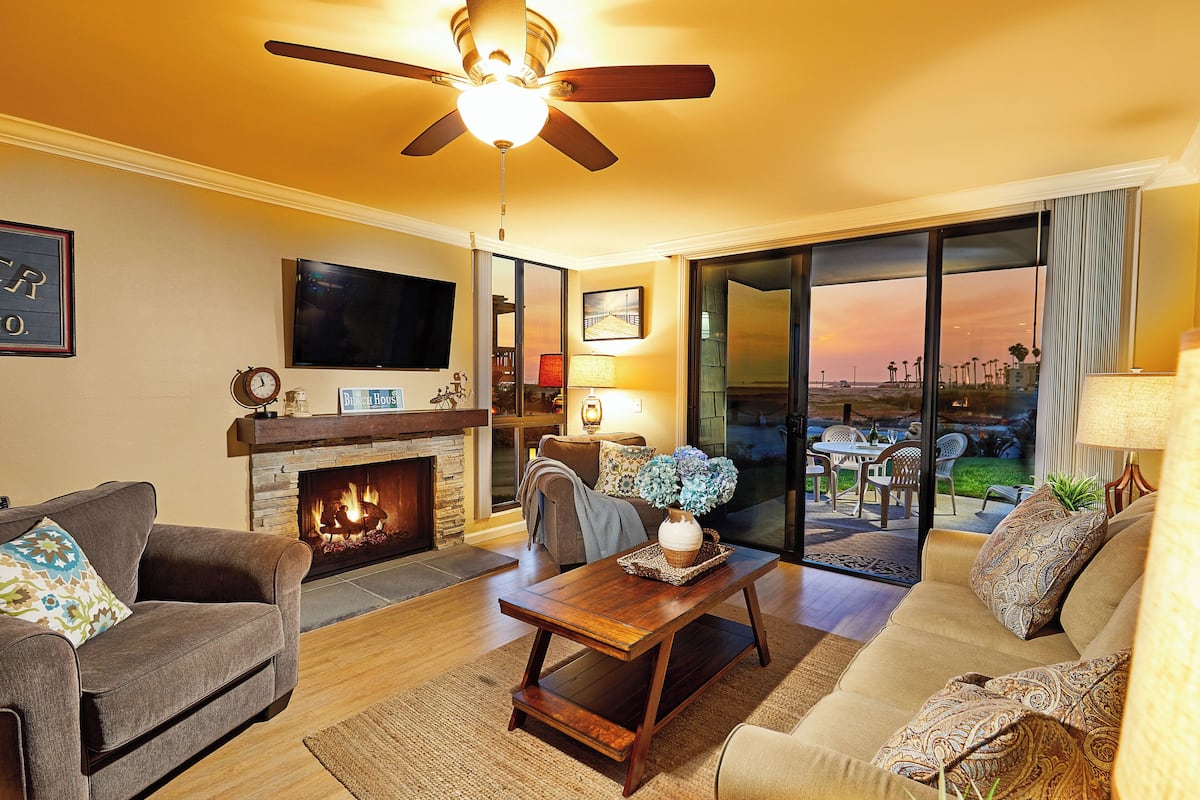 Condo, Multiple Beds, Pool Access, Ocean View (G37) | Living area