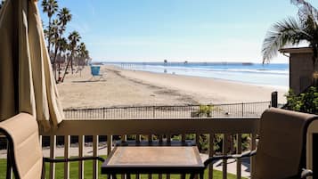 Condo, Multiple Beds, Pool Access, Ocean View (D14) | Outdoor dining