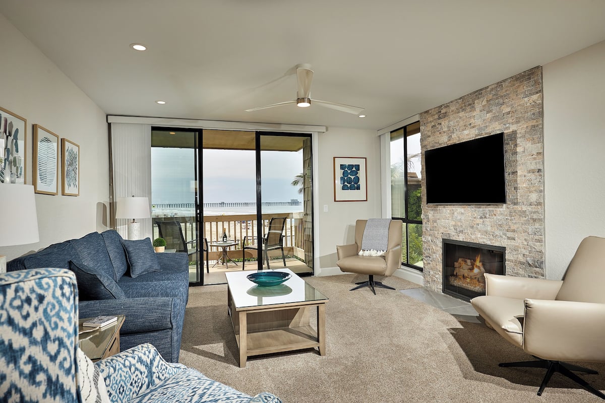 Condo, Multiple Beds, Pool Access, Ocean View (D14) | Living area