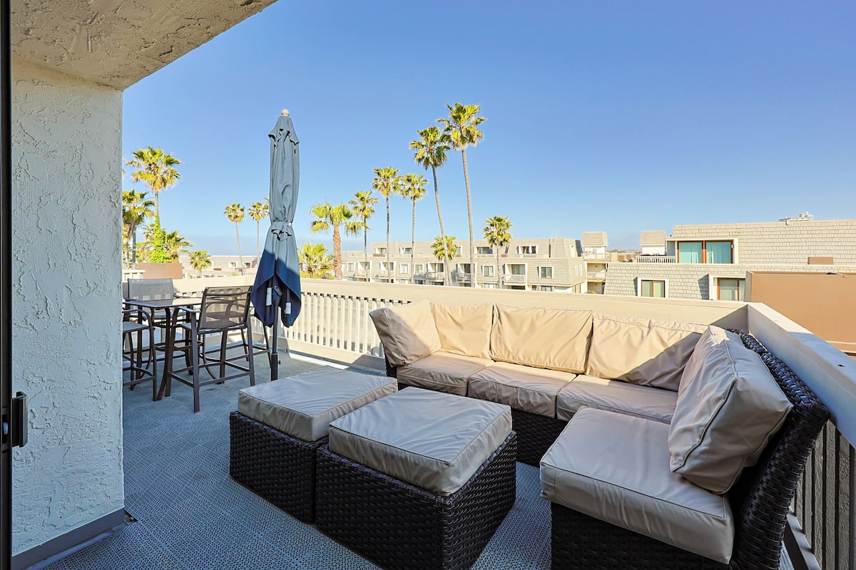 Condo, Multiple Beds, Pool Access, Ocean View (B319) | Outdoor dining
