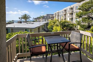 Appartamento, 1 letto king con divano letto, accesso alla piscina, vista giardino (B103) | Vista dalla camera