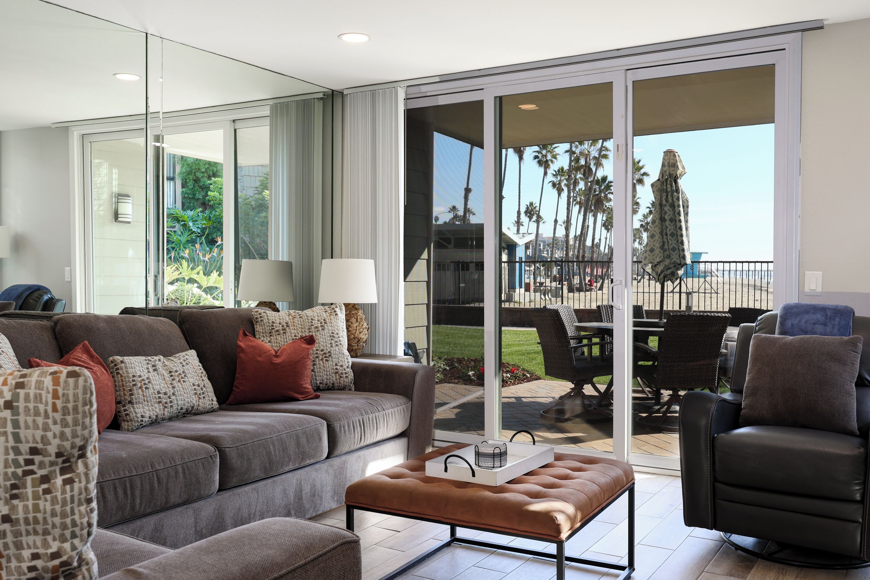 公寓式客房, 多张床, 使用泳池, 海洋景观 (D13) | 起居区