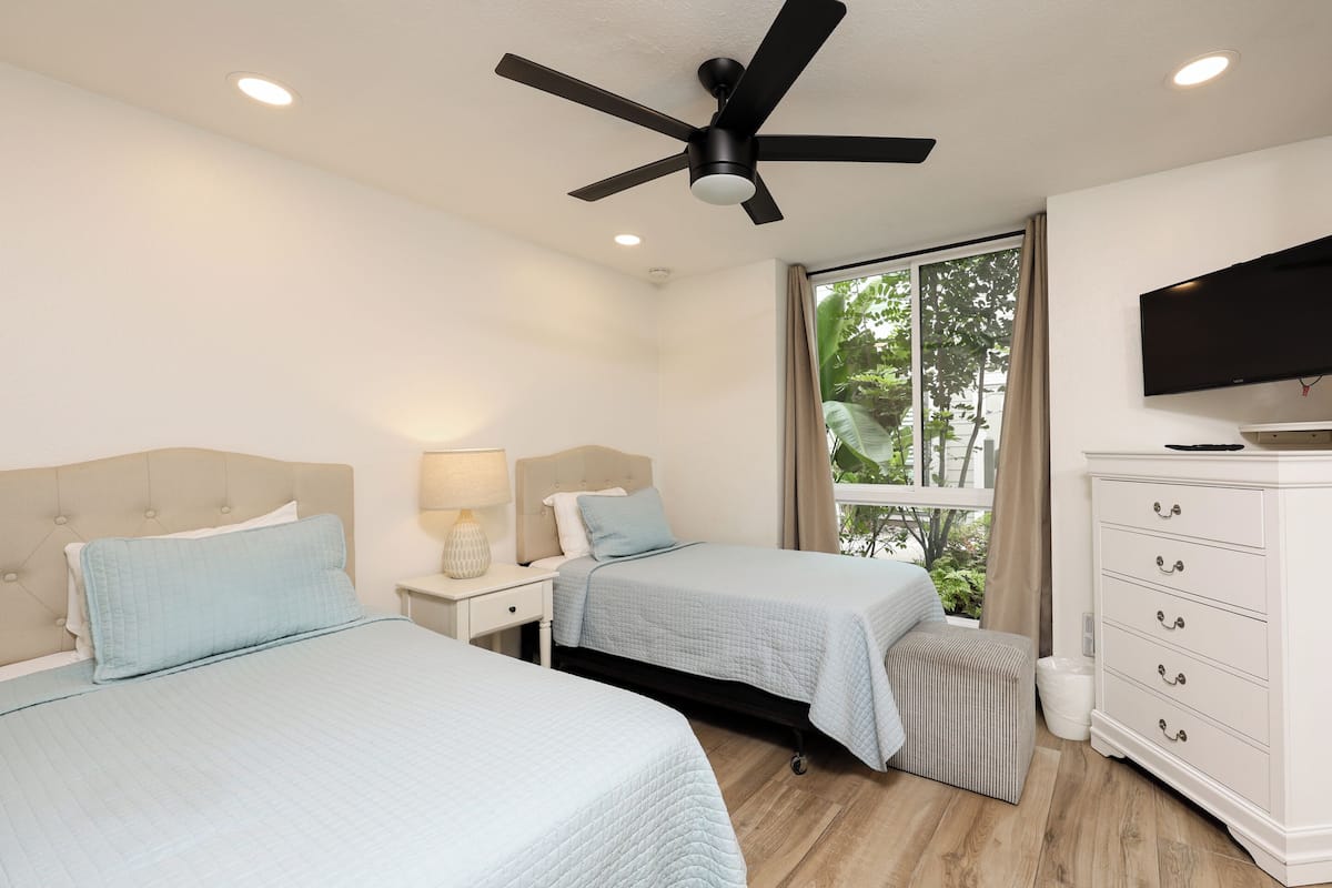 Condo, Multiple Beds, Pool Access, Ocean View (A21) | 2 bedrooms, individually decorated, individually furnished, bed sheets