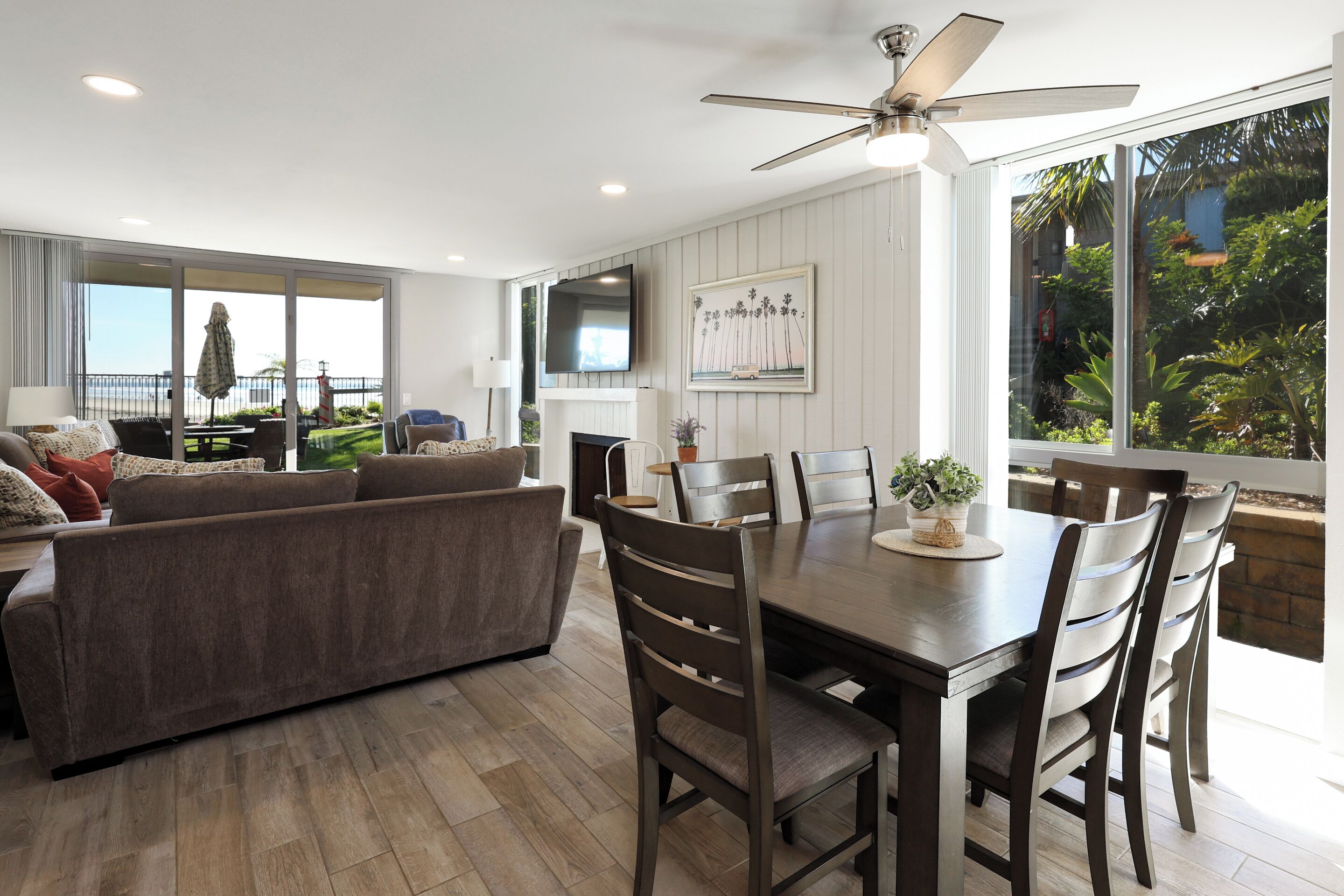 公寓式客房, 多张床, 使用泳池, 海洋景观 (D13) | 用餐