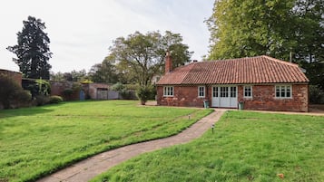 Cottage | Exterior