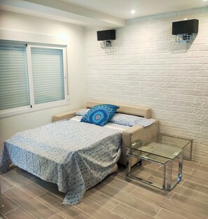 1 soverom, strykejern/-brett, wi-fi og sengetøy