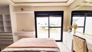 2 quartos, ferros/tábuas de passar roupa, Wi-Fi, roupa de cama