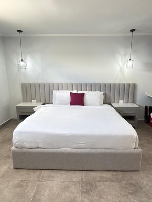 1 chambre, coffres-forts dans les chambres, fer et planche à repasser