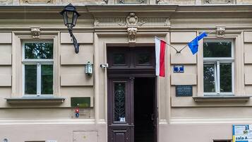 Mặt tiền nơi lưu trú