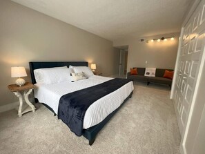 2 bedrooms, iron/ironing board, WiFi, bed sheets