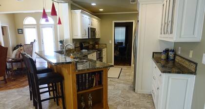 Oasis of the Plains, minutes from WTAMU and Palo Duro Canyon.