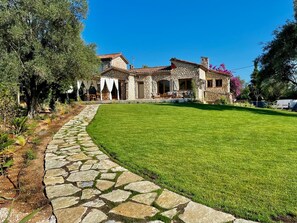 Exterior - Valbonne Villa with fantastic view and large swimming pool (Valbonne)